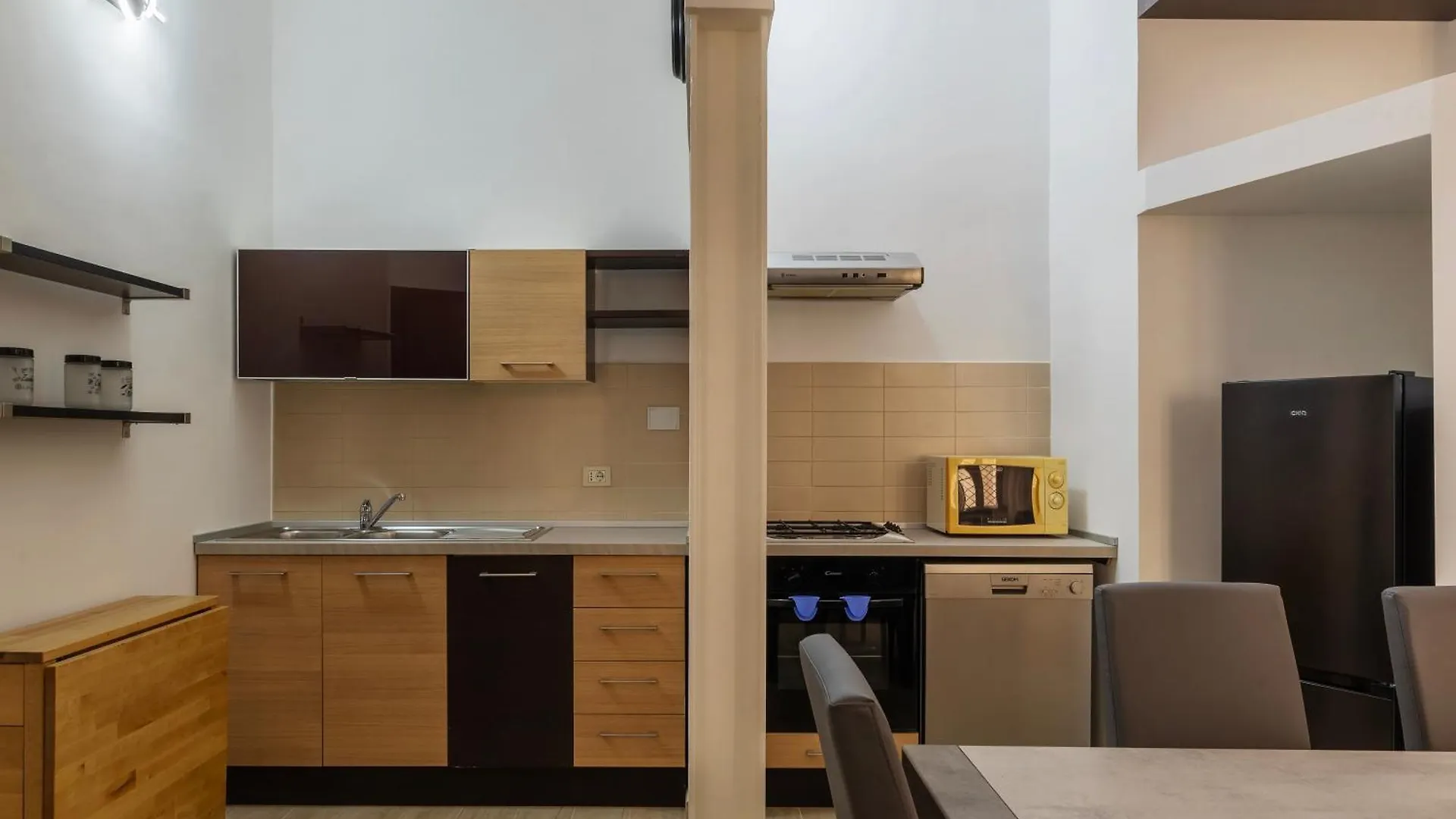 Apartment Trastevere Three Cozy Rooms Rome